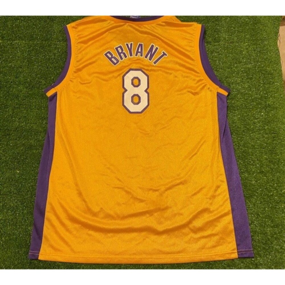 Vintage Los Angeles Lakers jersey youth XL yellow champion kobe bryant #8 1990s - Picture 5 of 8